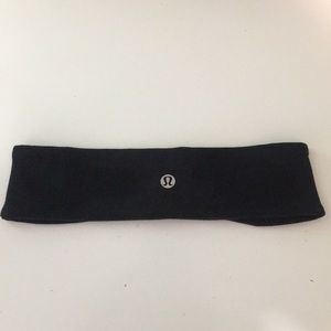 Black lulu headband